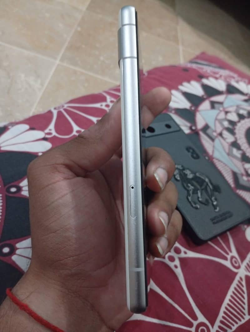 Google Pixel 7a 3