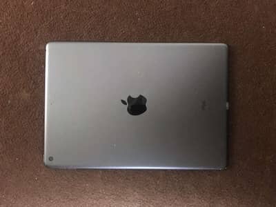 iPad 8 Generation (32 GB)