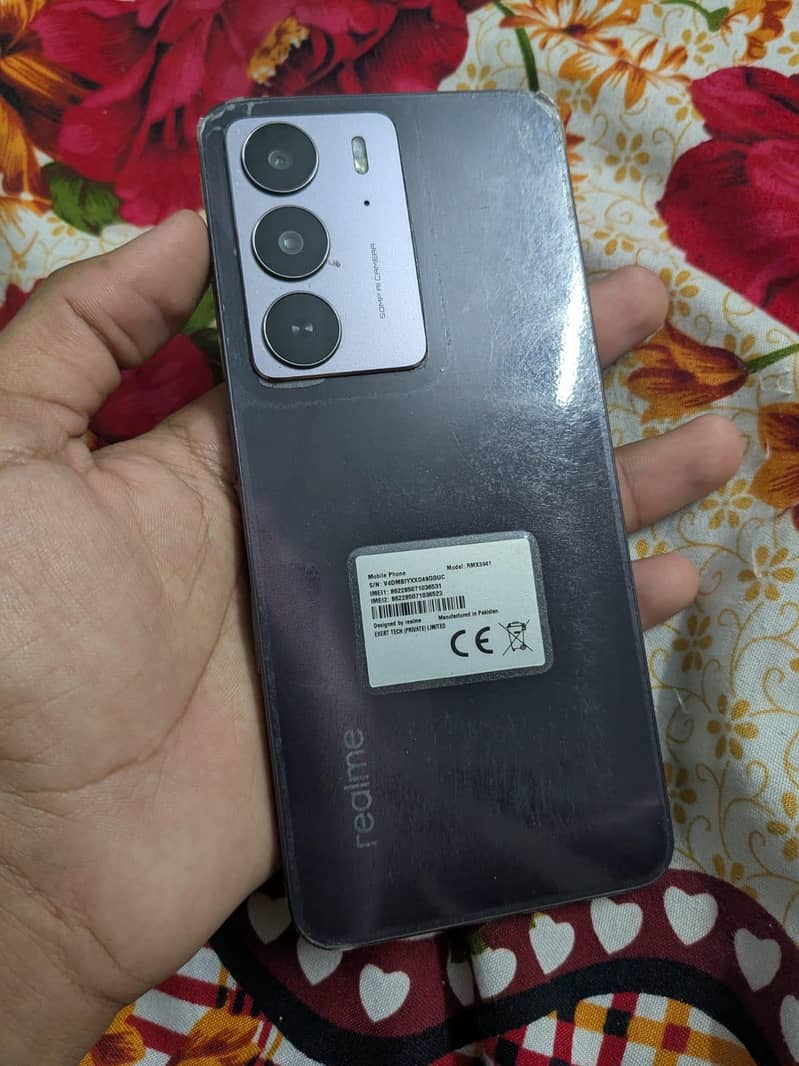 Realme C75 0