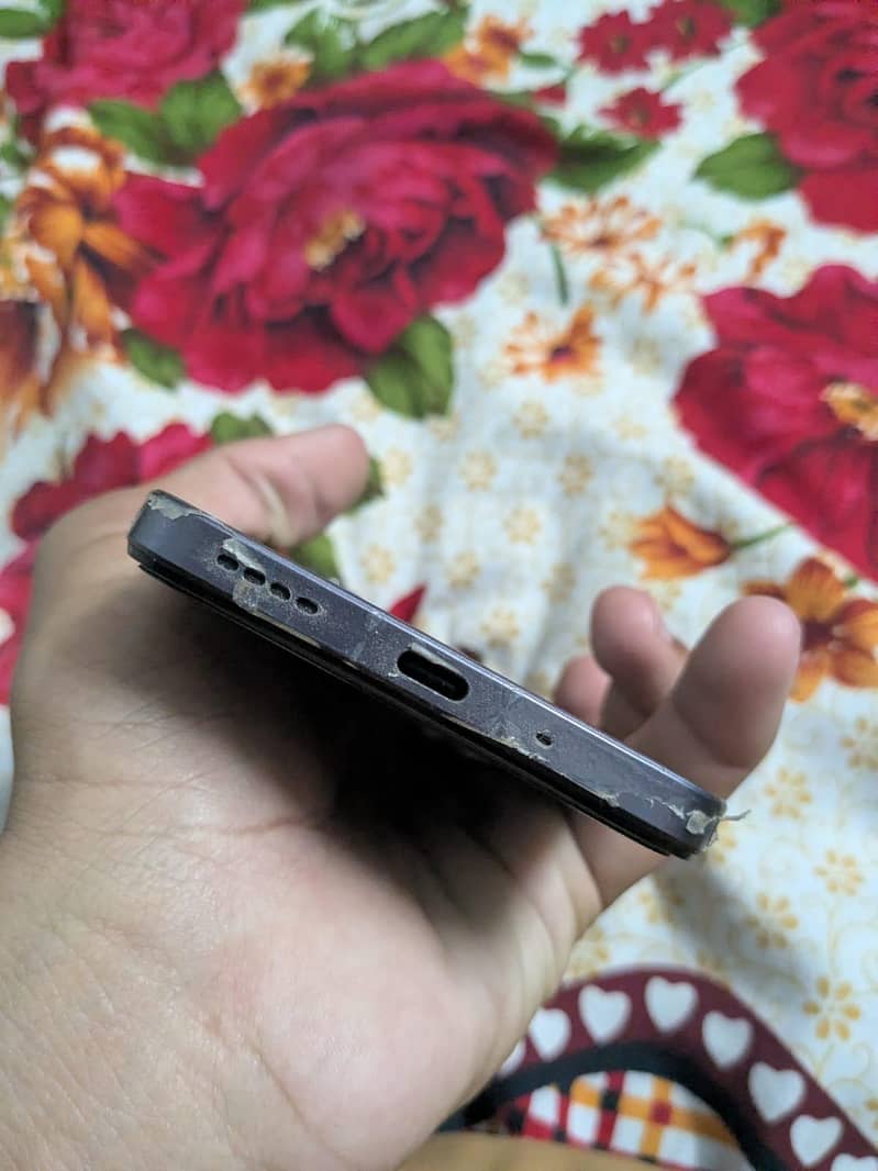 Realme C75 3