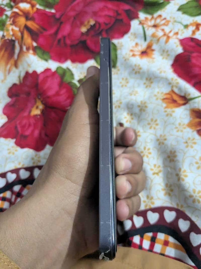 Realme C75 5