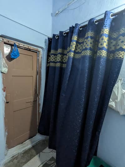 premium 10/10 condition curtain (10 pieces) for sale