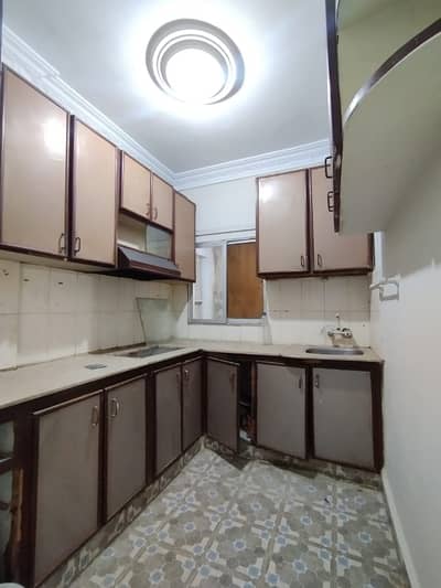 1450 Square Feet Flat For sale In Gulistan-e-Jauhar