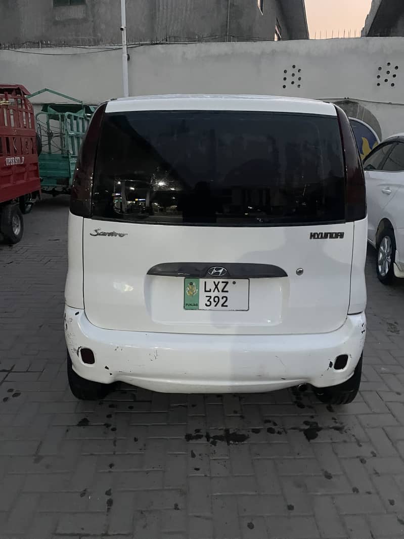 Santro 2001 model plus 4