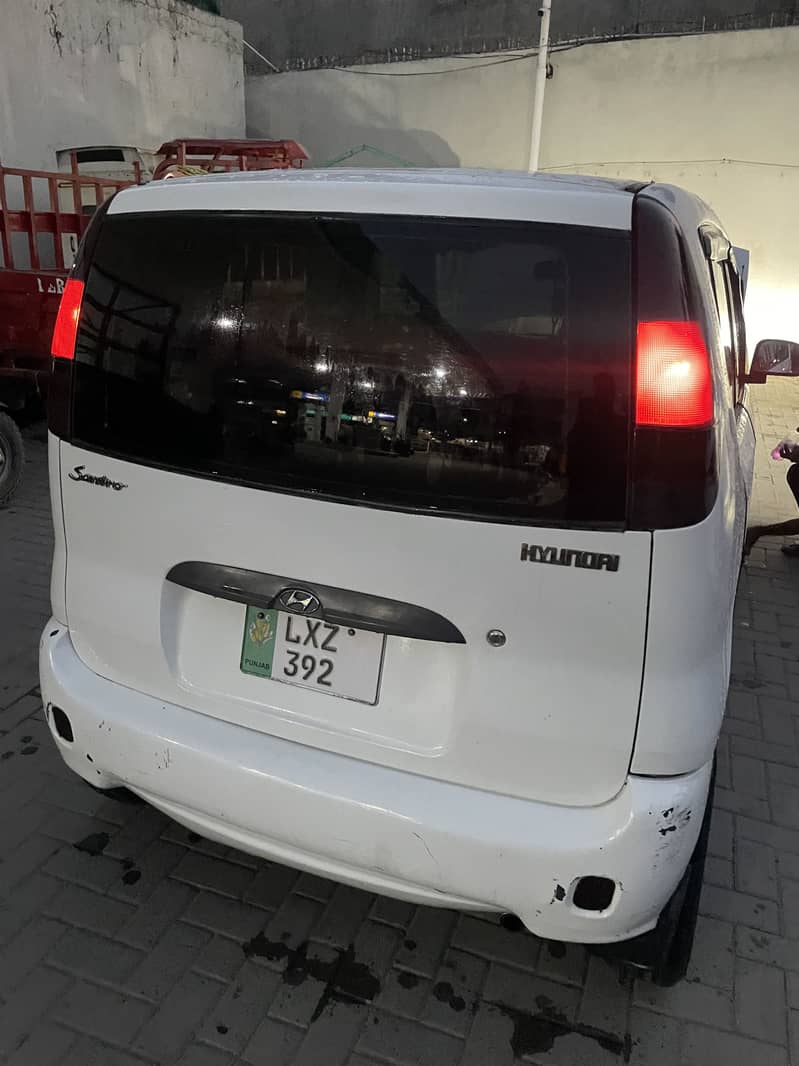 Santro 2001 model plus 9