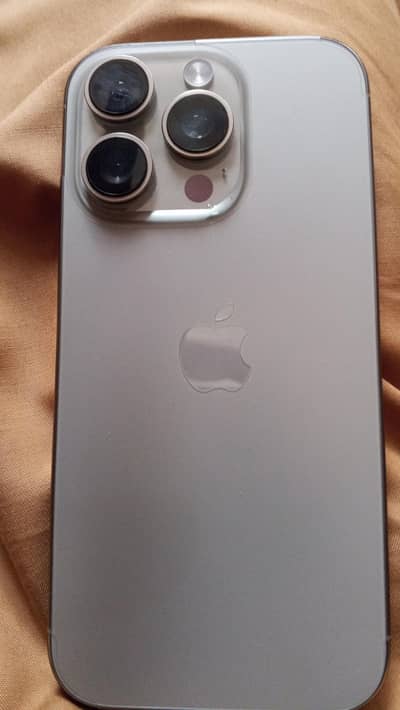 Apple iPhone 16 Pro