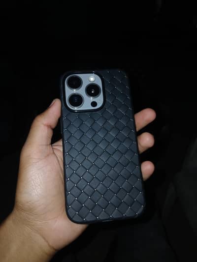 iphone 15 pro jv