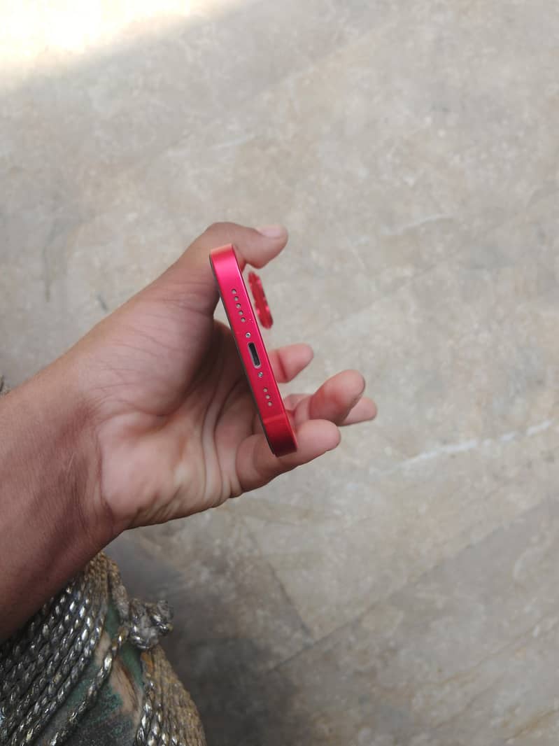Apple iPhone 14 1