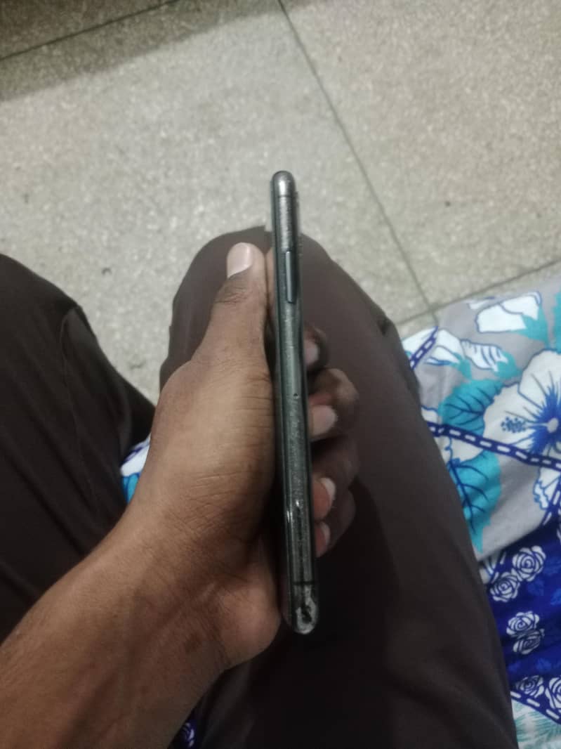 Apple iPhone X 1