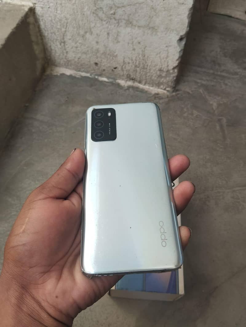 OPPO A16 0