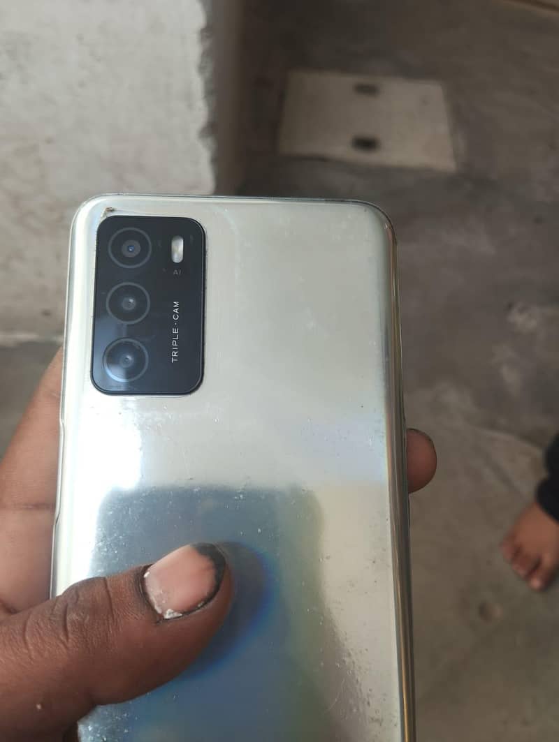 OPPO A16 11