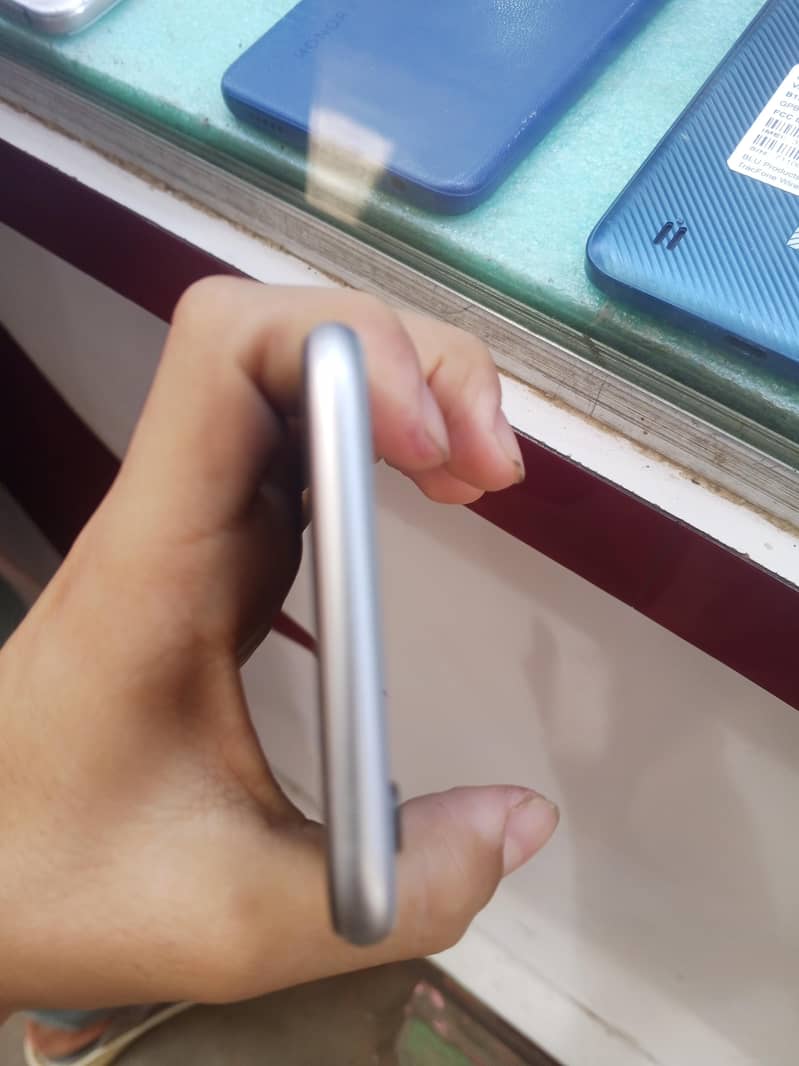 Apple iPhone 6 1