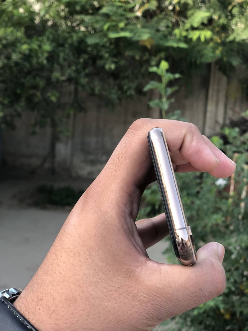 iPhone xs 2