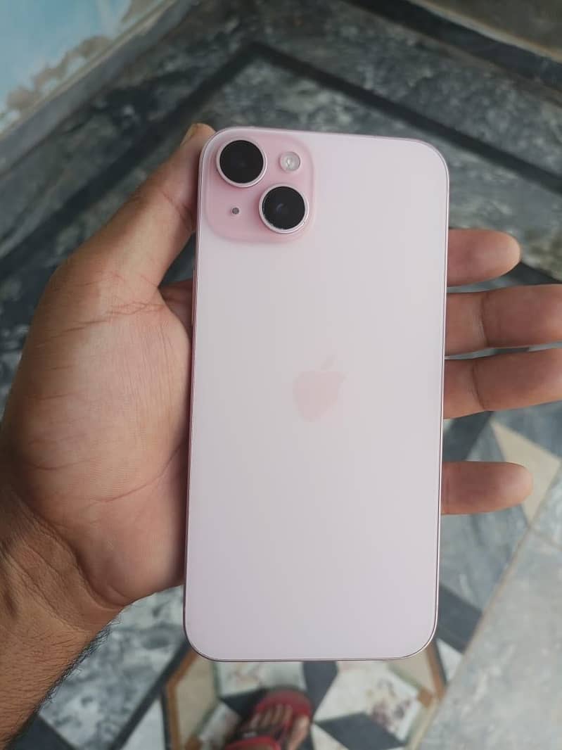 Apple iPhone 15 plus 1