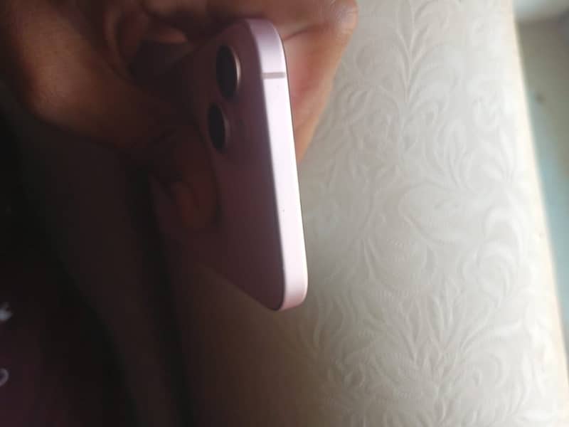 Apple iPhone 15 plus 2