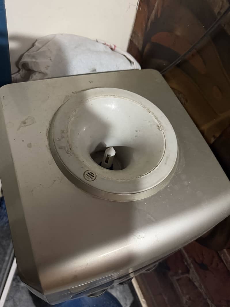 Water dispensor 0