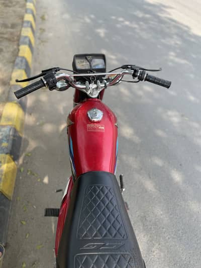 Honda 125 23/24
