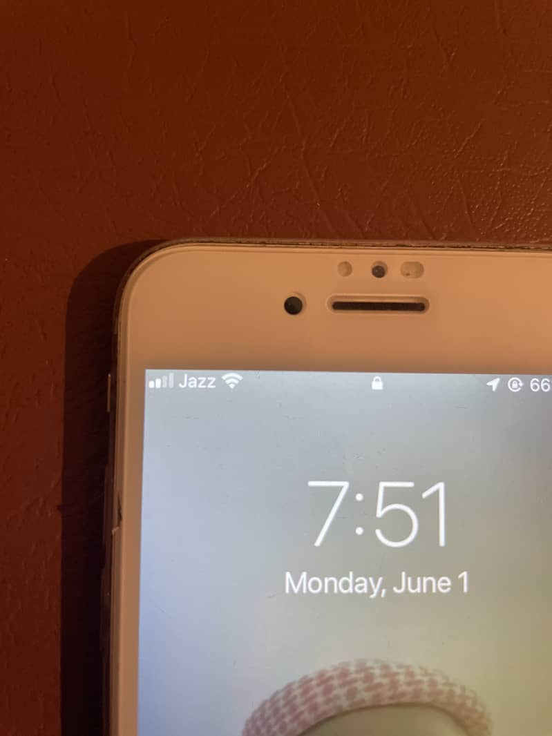 Apple iPhone 7 2