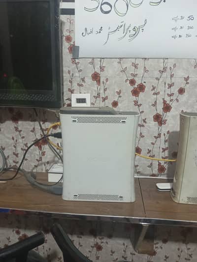 tow Xbox with two handle 2000 game
