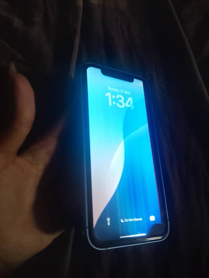 Apple iPhone 16 5