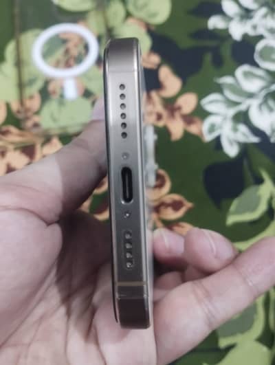 Apple iPhone 16 Pro Max