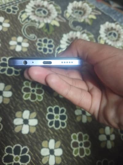 Vivo Y17s