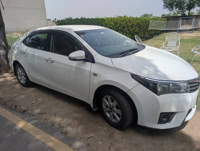 Toyota Corolla Altis CVT-i 1.8 2015