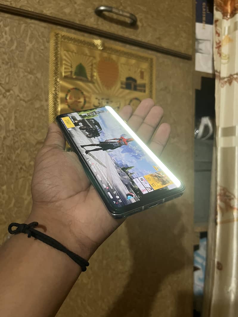 One Plus 8T 6