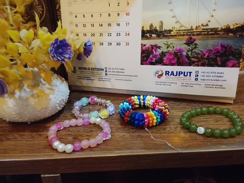 bracelets 0
