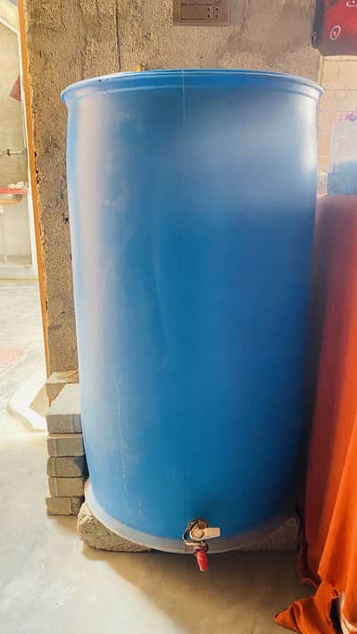 Water tank for sale good condition