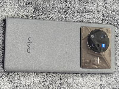 Vivo X80