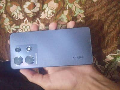 Infinix Note 30