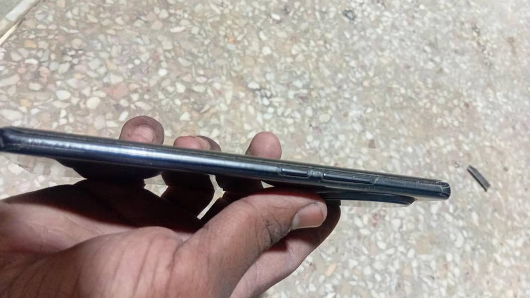Tecno 3