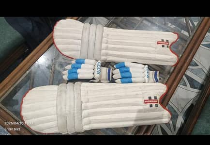 pads and gloves for cricket