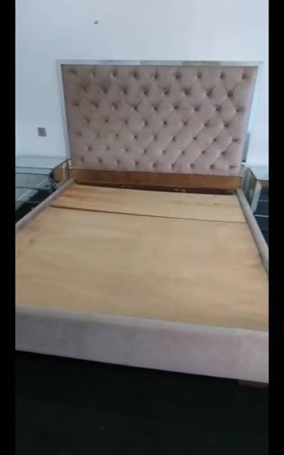 king size bed with two side tables with singar maze