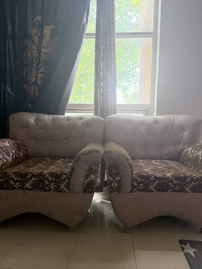 One seater 2 sofas