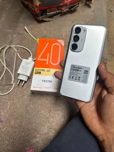 spark 40 pro plus