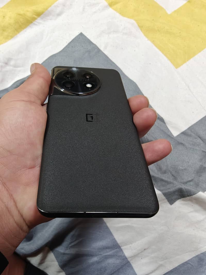 One Plus 11 12
