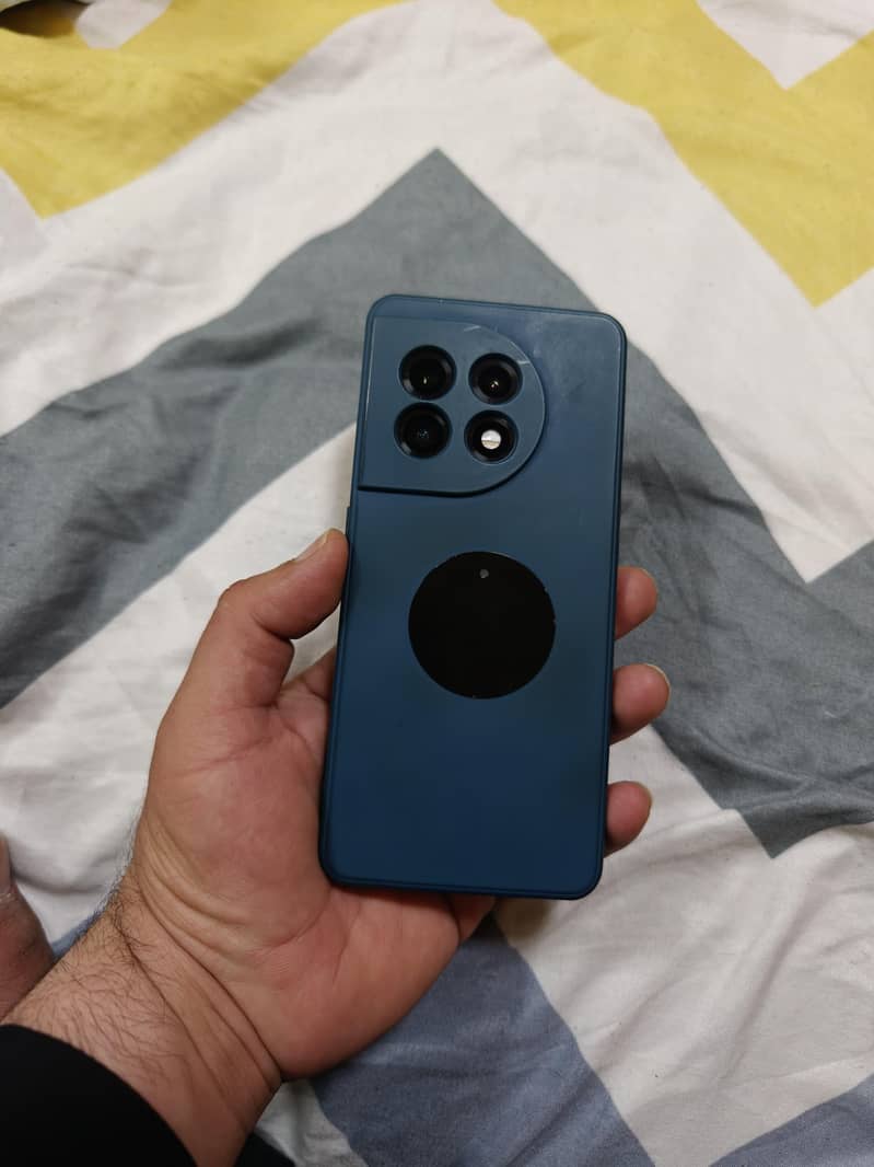 One Plus 11 14