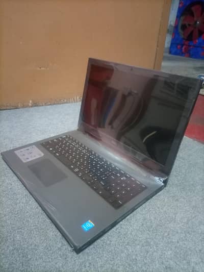 Dell Vostro, Core i3, 4th Generation, 4GB RAM For Urgent Sale