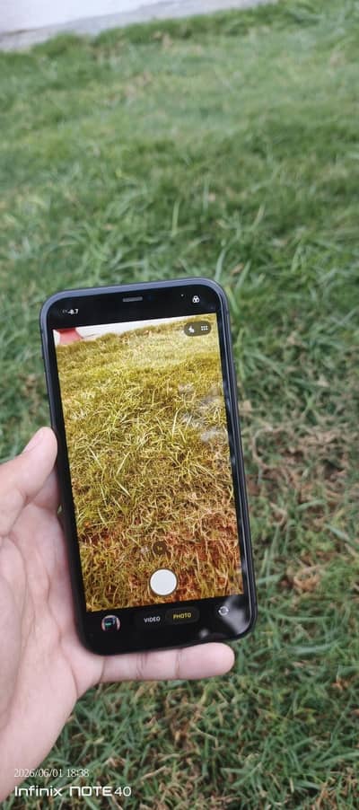 Apple iPhone 11