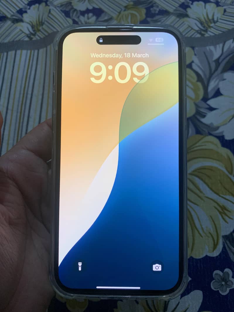 Apple iPhone 15 plus 1