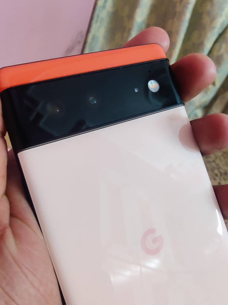 Google Pixel 6 4
