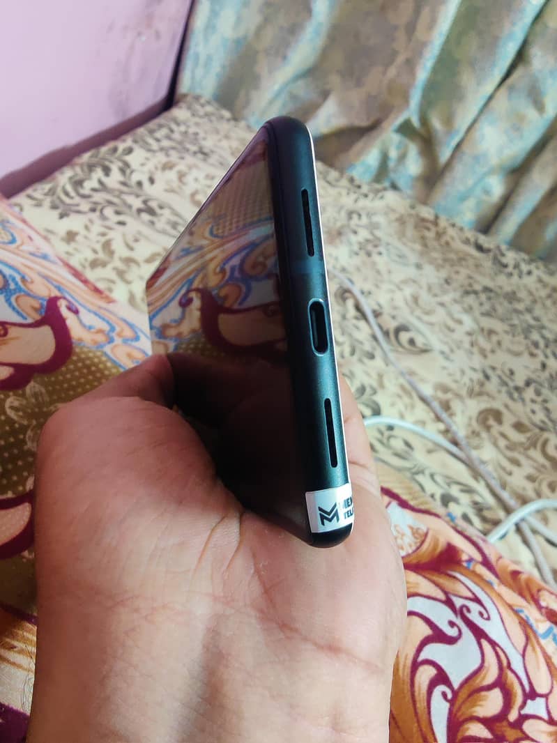 Google Pixel 6 5