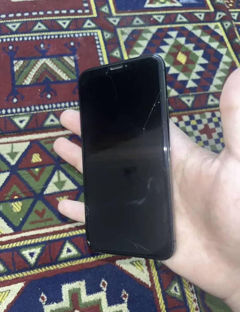 Apple iPhone X 0