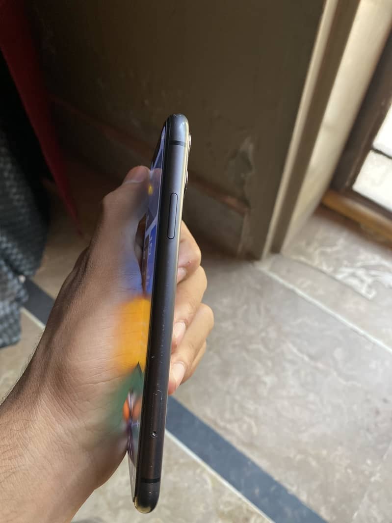 Apple iPhone 11 2