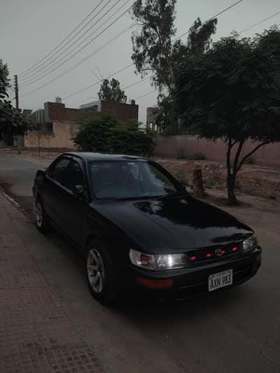Toyota Corolla XE 2000