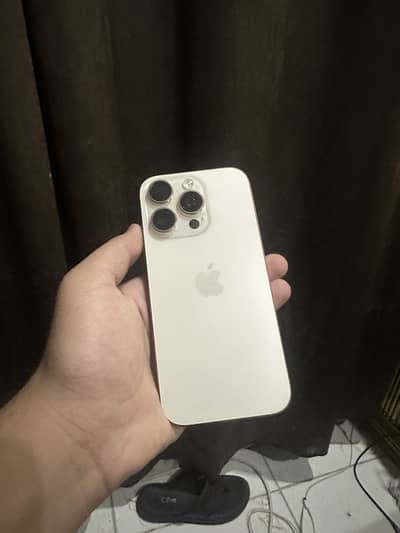 Apple iPhone 16 Pro