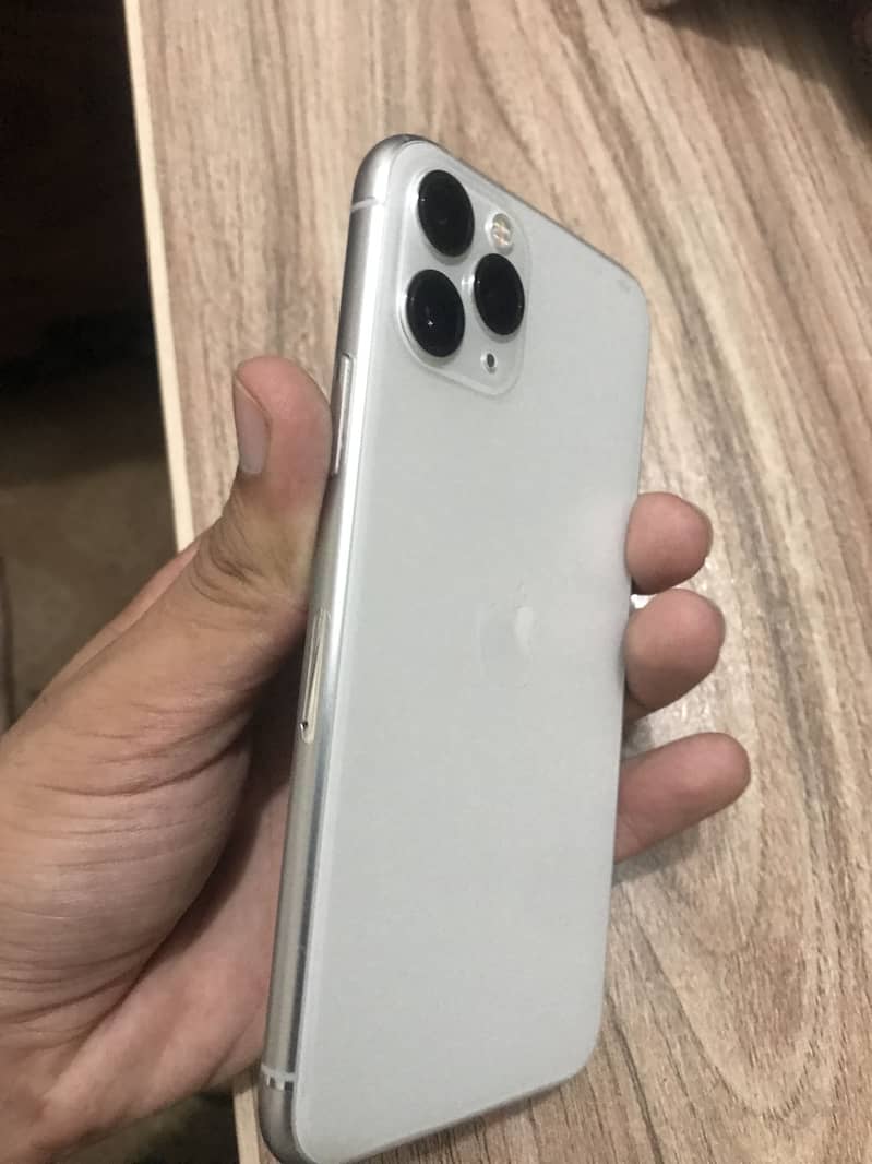 iphone 11 pro 1