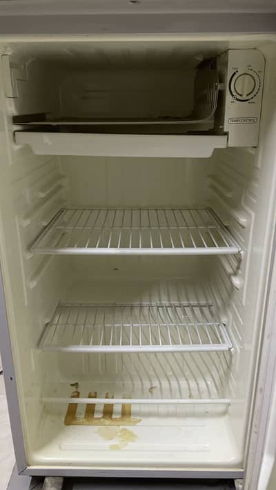 SAMSUNG USED ONE DOOR REFRIGERATOR